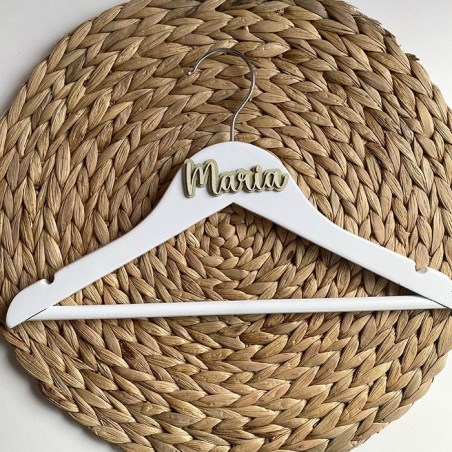 Percha de madera personalizada
